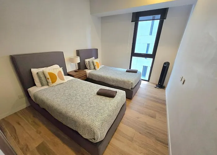 Apartment Luxury 2 Bedroom *
