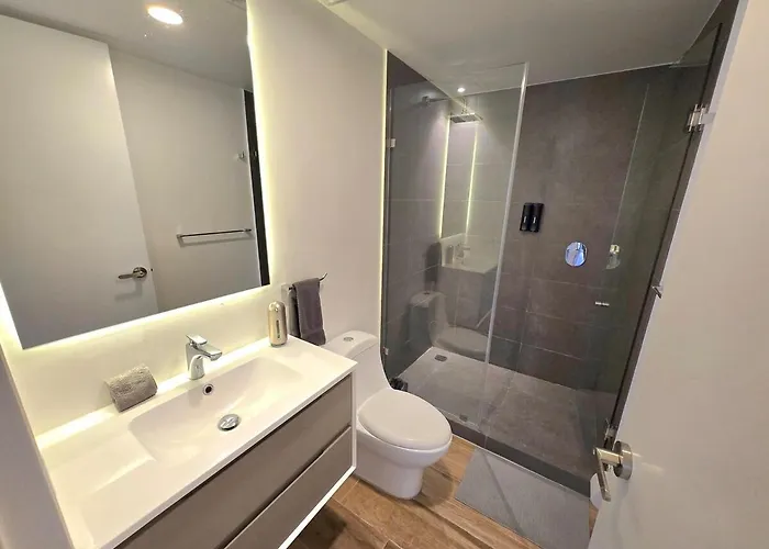 Luxury 2 Bedroom Apartment