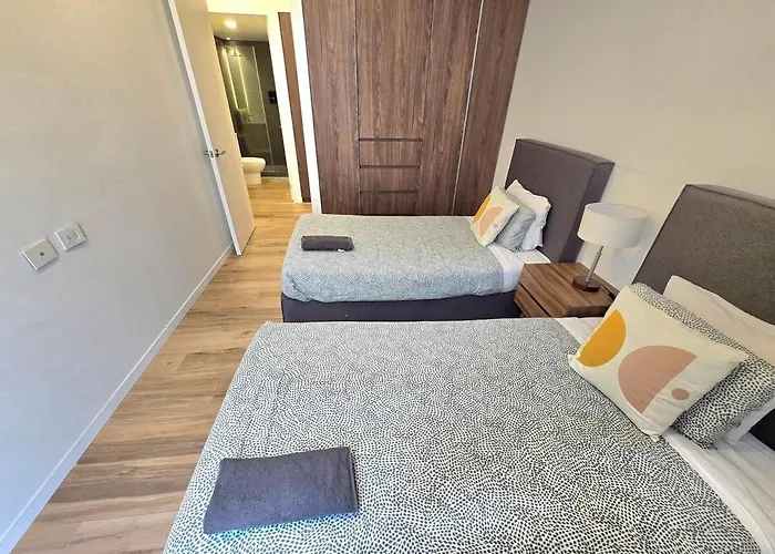 Luxury 2 Bedroom Apartment