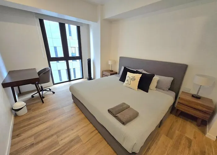 Apartment Luxury 2 Bedroom *